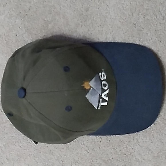 Taos cap - Picture 1 of 8